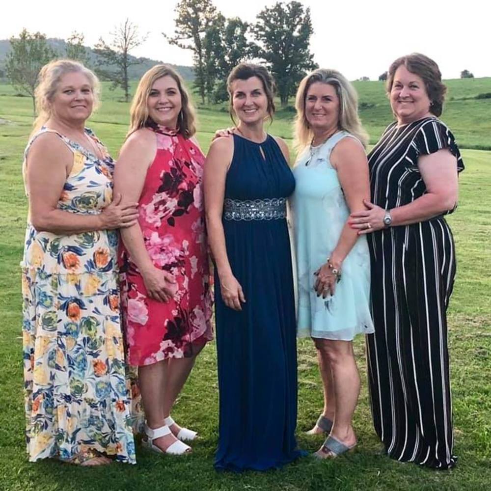 Meet your Posher, Cynthia